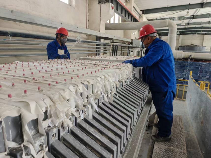 ddcc2fbc7640da5f3ff0015e4b14129